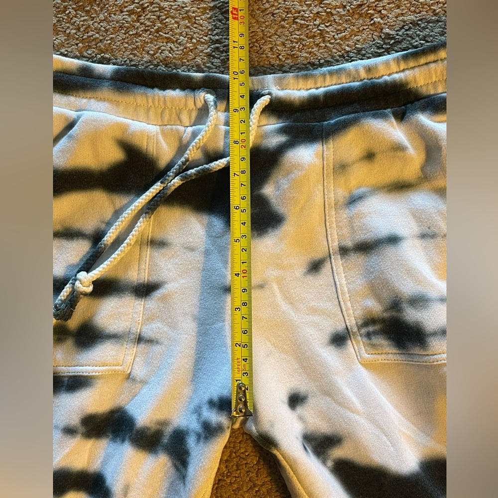 Zella Black & Cream Tie-Dye Jogger Pants - Picture 10 of 10
